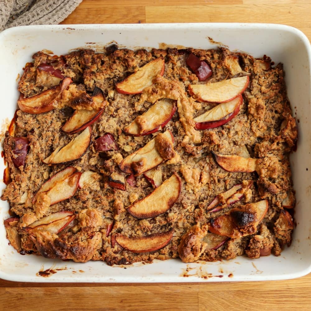 Baked Apple Cinnamon Oatmeal