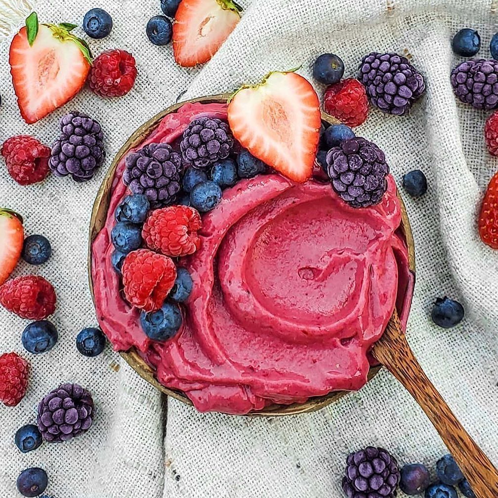 Pineapple Mango Blueberry Banana Kefir Smoothie Bowl