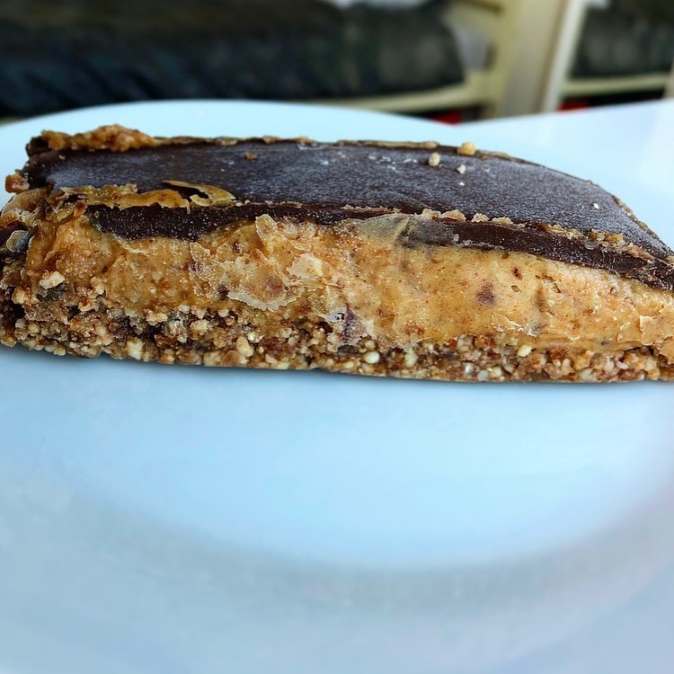 Gooey Peanut Butter Caramel Squares