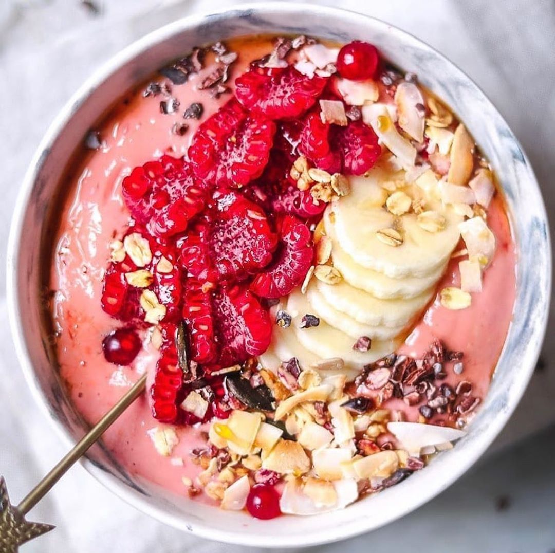 Pink Raspberry Oat Smoothie Bowl