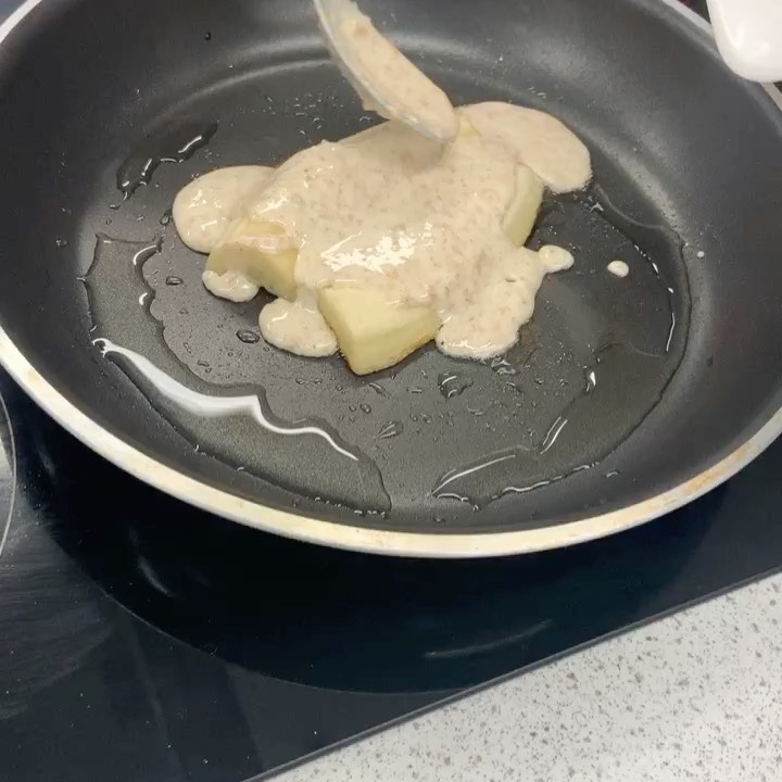 Fluffy Banana Pancakes