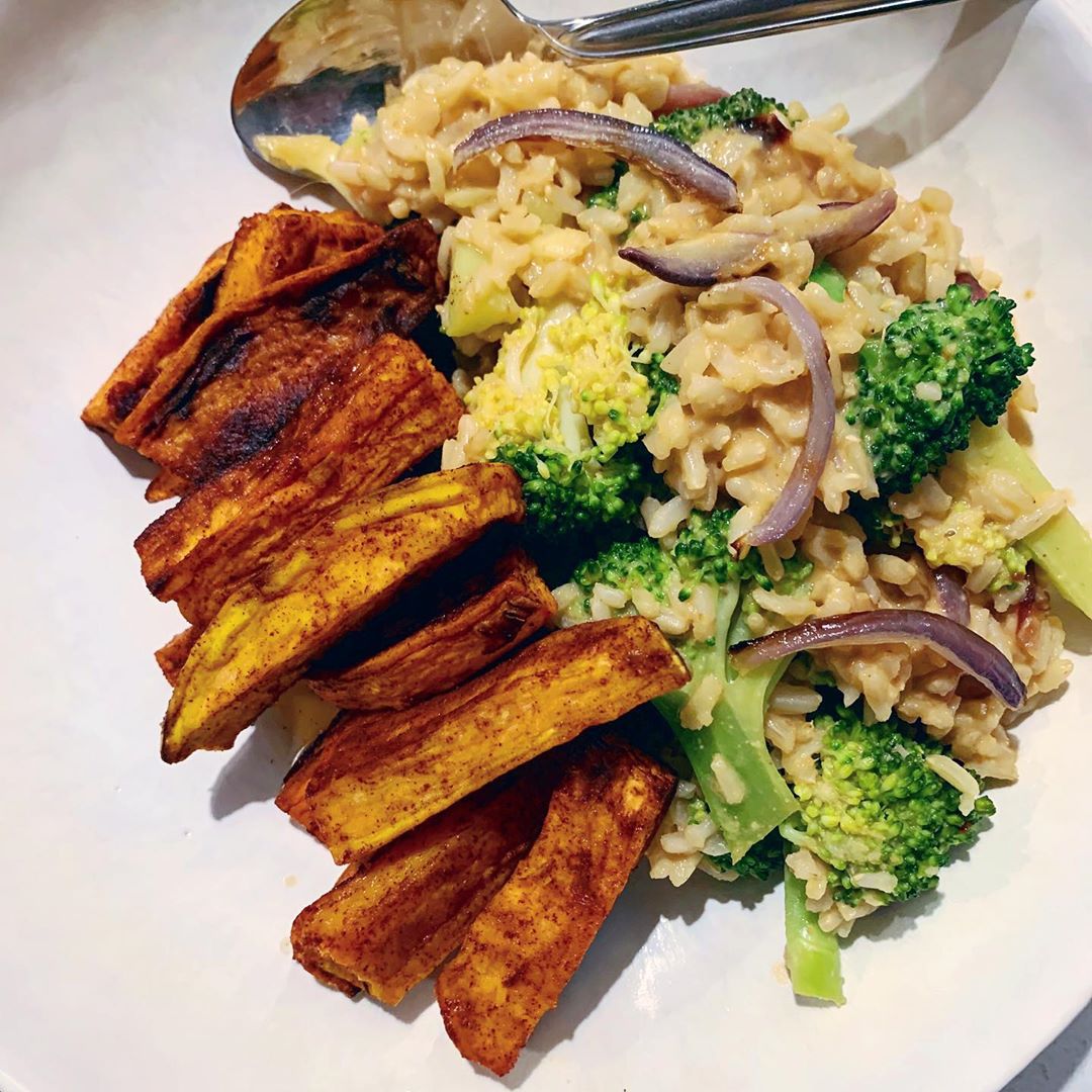 Homemade Thai Peanut Vinaigrette Dressing