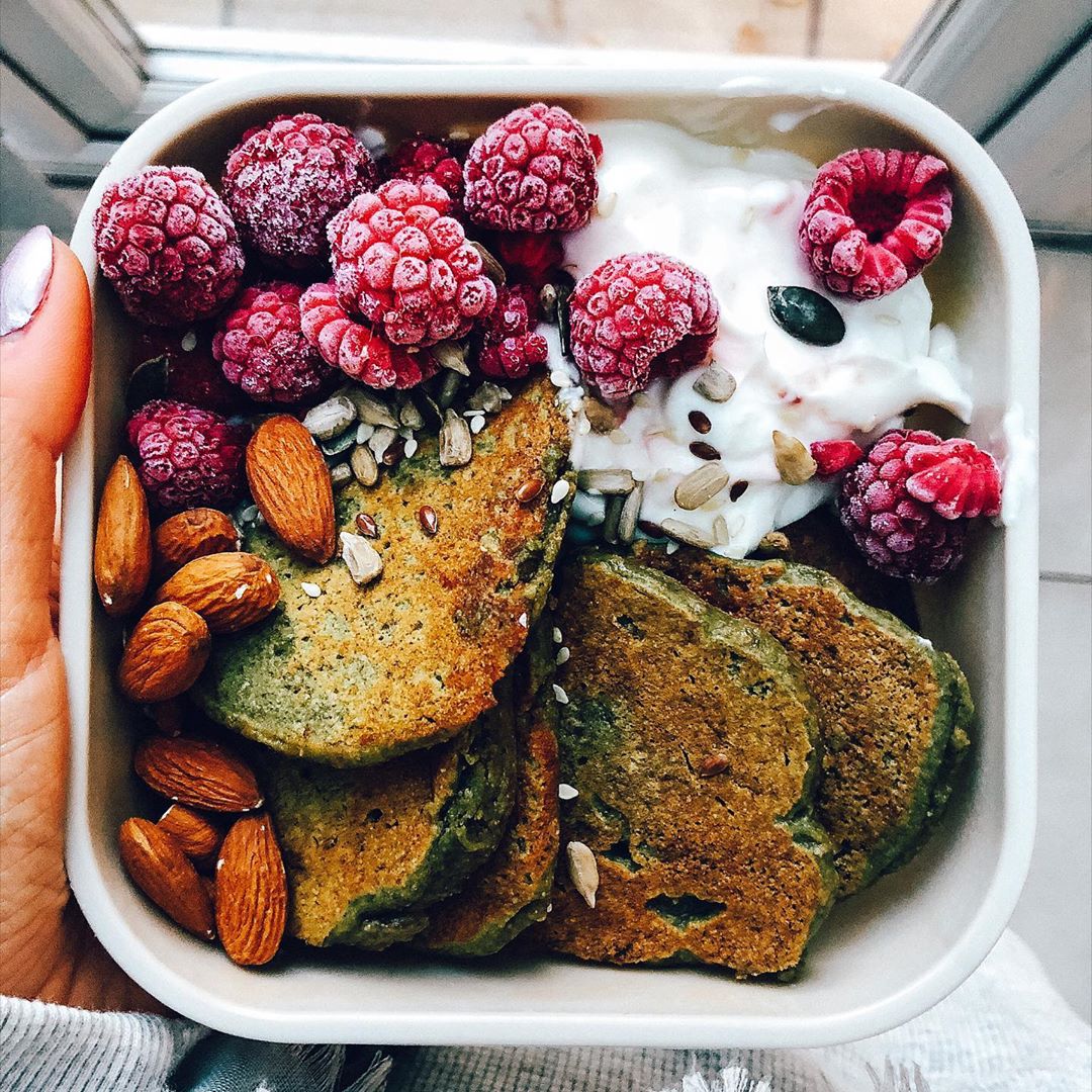 Banana and Spinach Pancakes