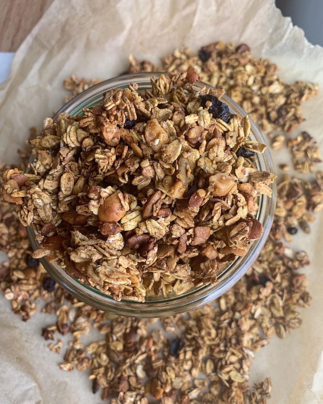 Easy Homemade Golden Spiced Granola
