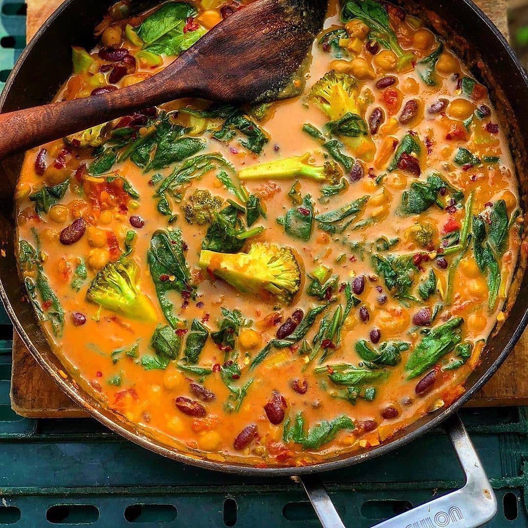 Spinach and Bean Coconut Masala