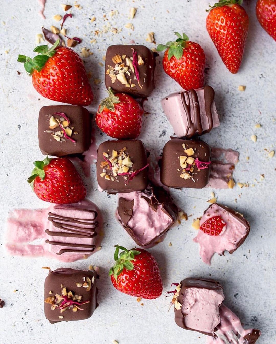 Vegan Strawberry Icecream Cubes