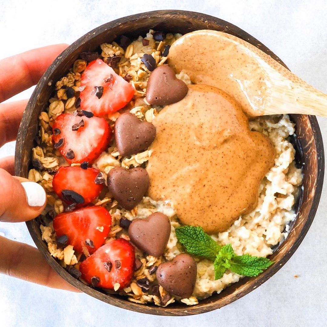 Valentine's Overnight Oats Bowl