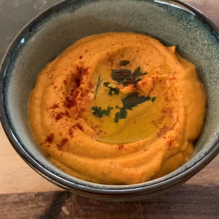 Homemade Red Capsicum and Hummus Dips