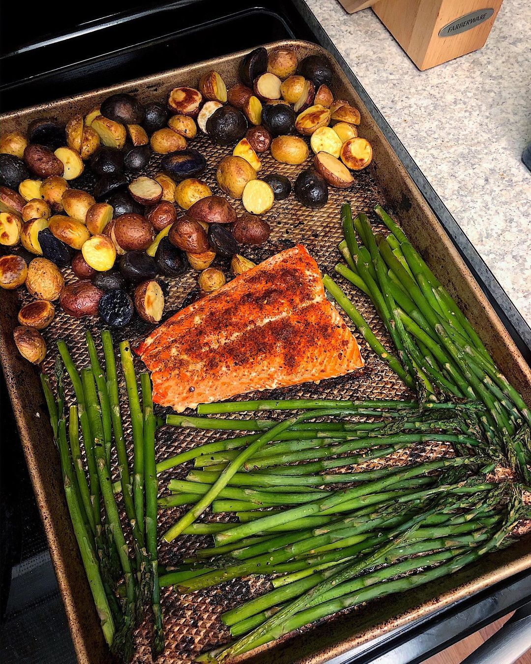 Easy One-Pan Salmon with Potatoes and Asparagus