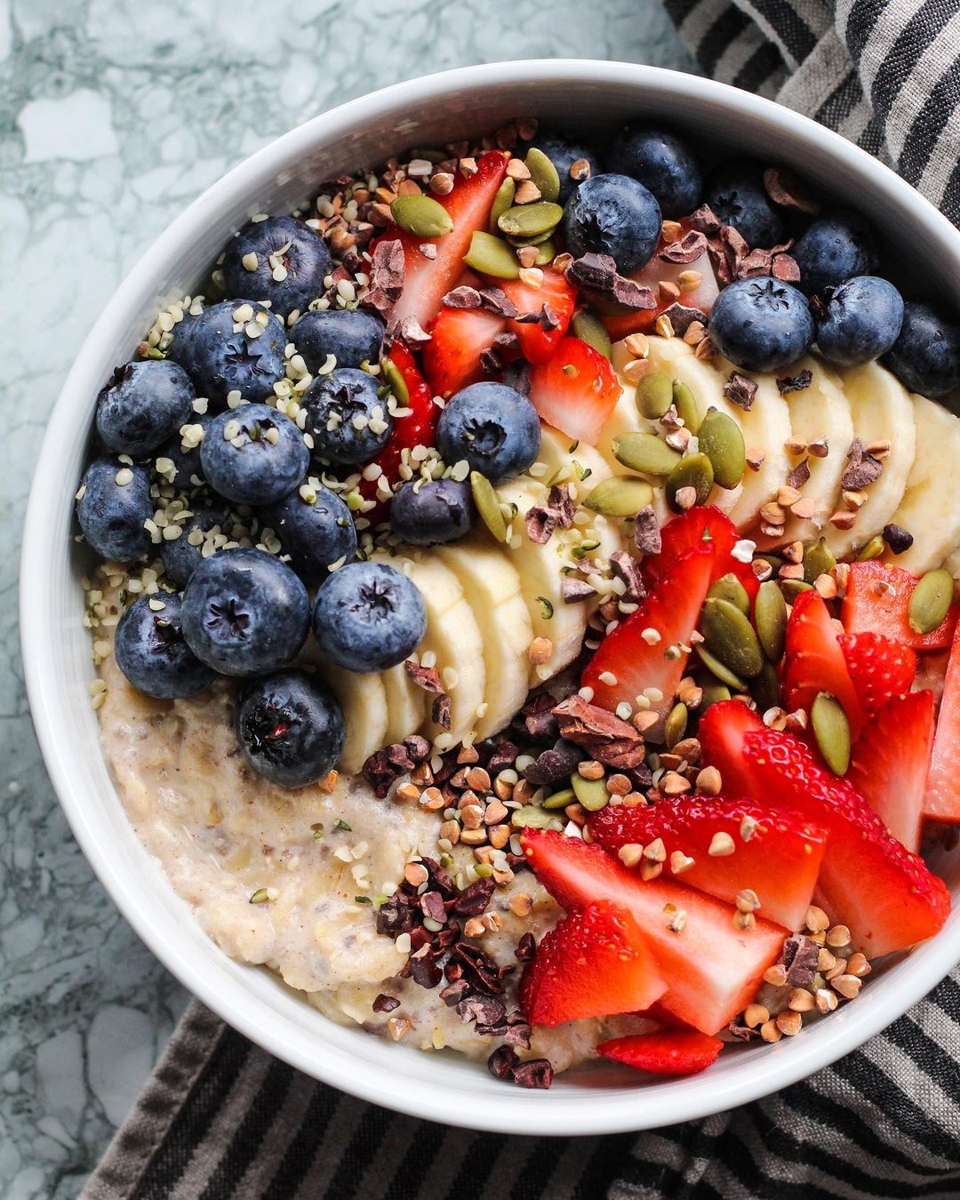 Almond Flour Oatmeal with Cinnamon and Chia Seeds
