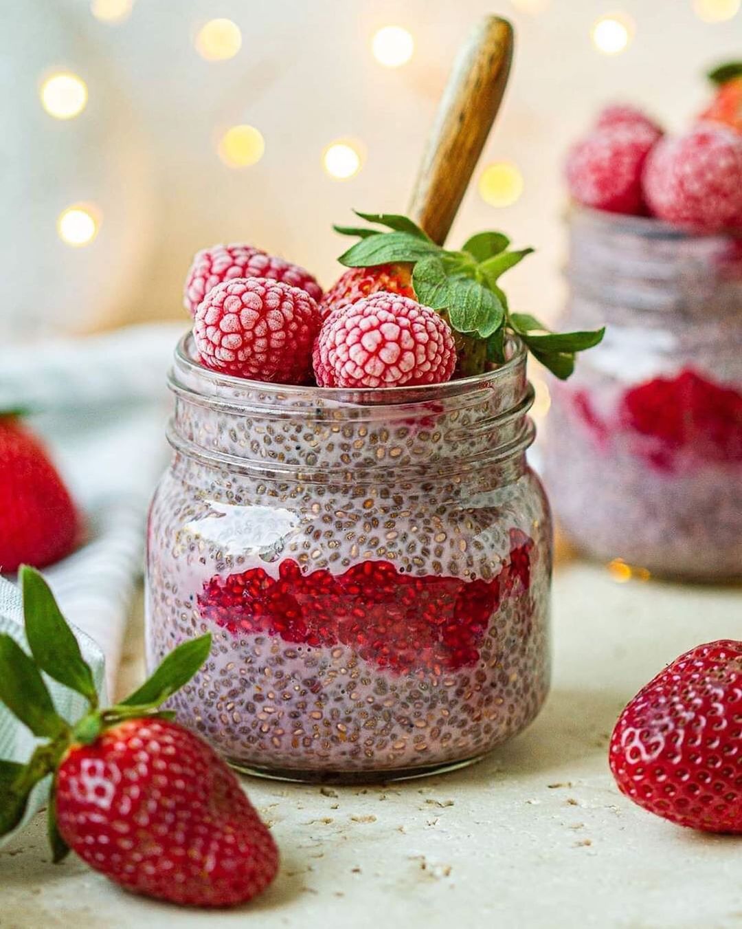 Quick Chia Pudding with Almond Milk
