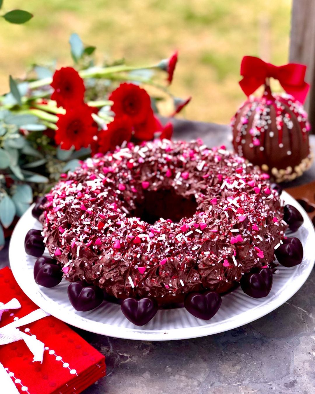 Banana Bread Bunt Cake