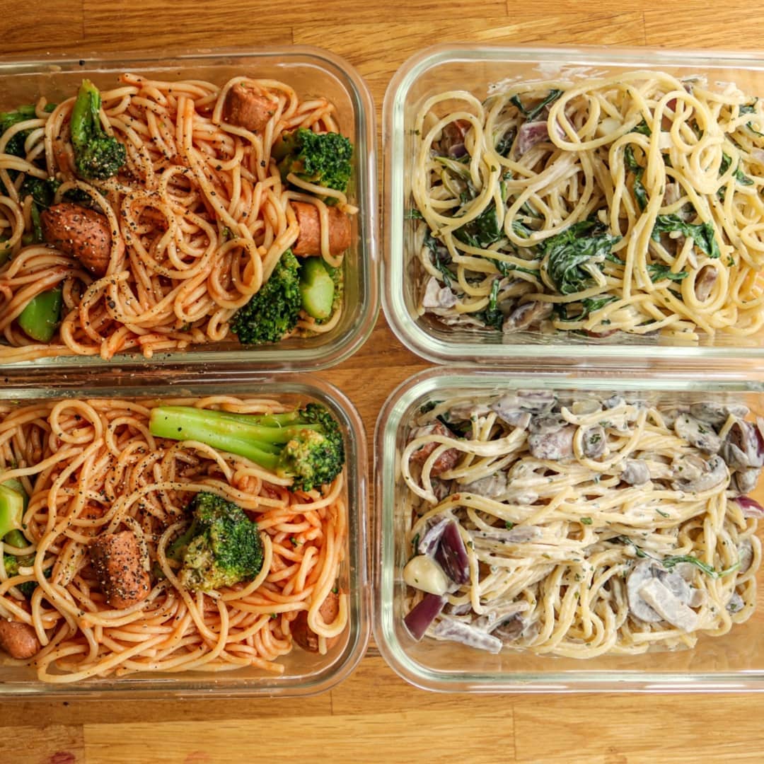 Creamy Spaghetti with Mushrooms and Vegan Sausages