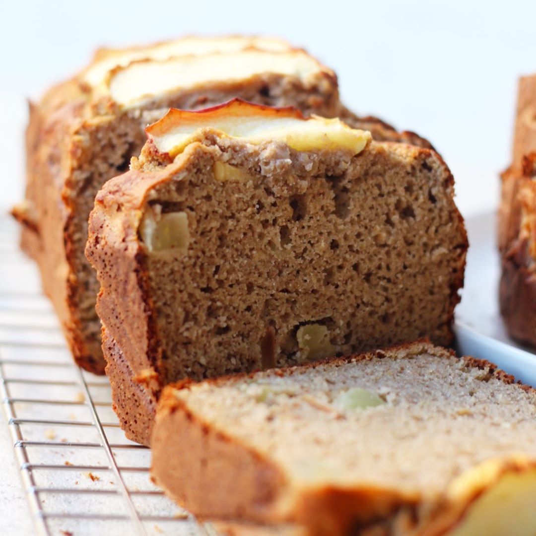 Easy Apple Banana Bread