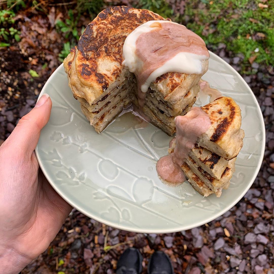 Rainy Day Super Fluffy Banana Pancakes