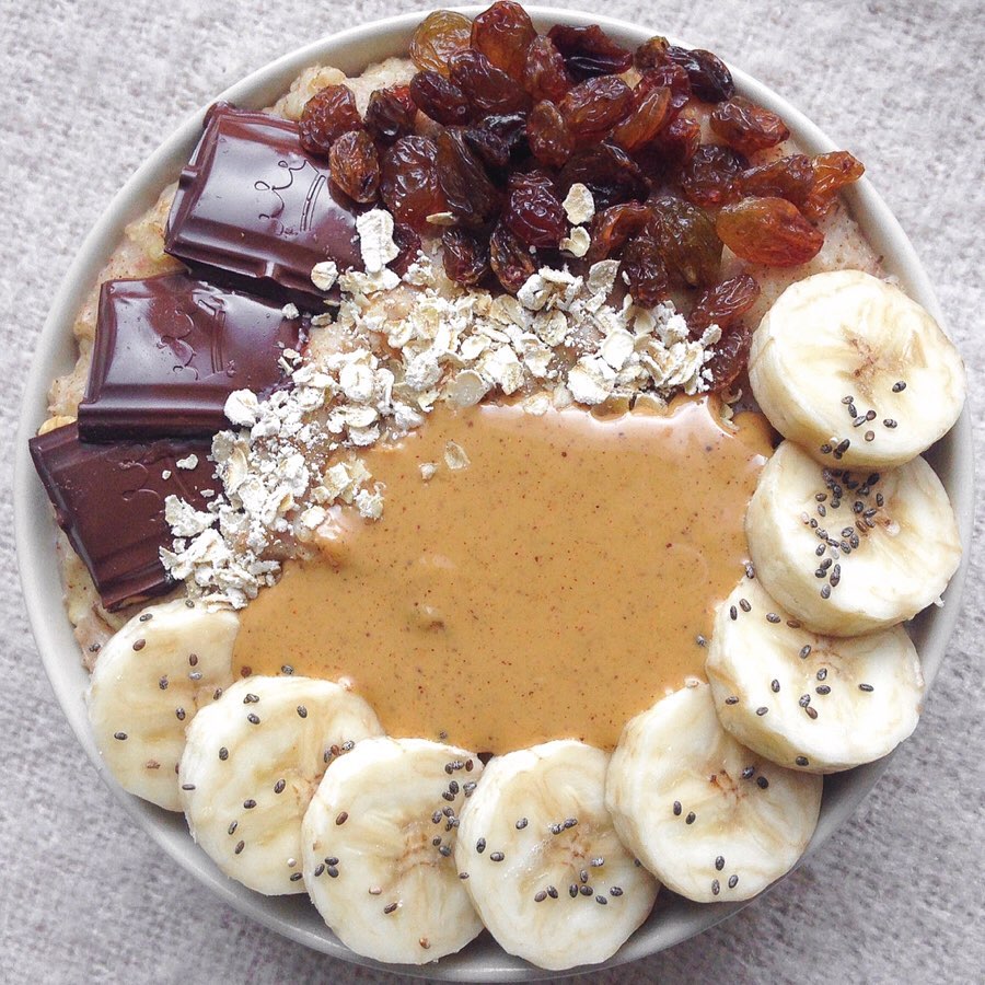 Banana Chocolate and Peanut Butter Oatmeal
