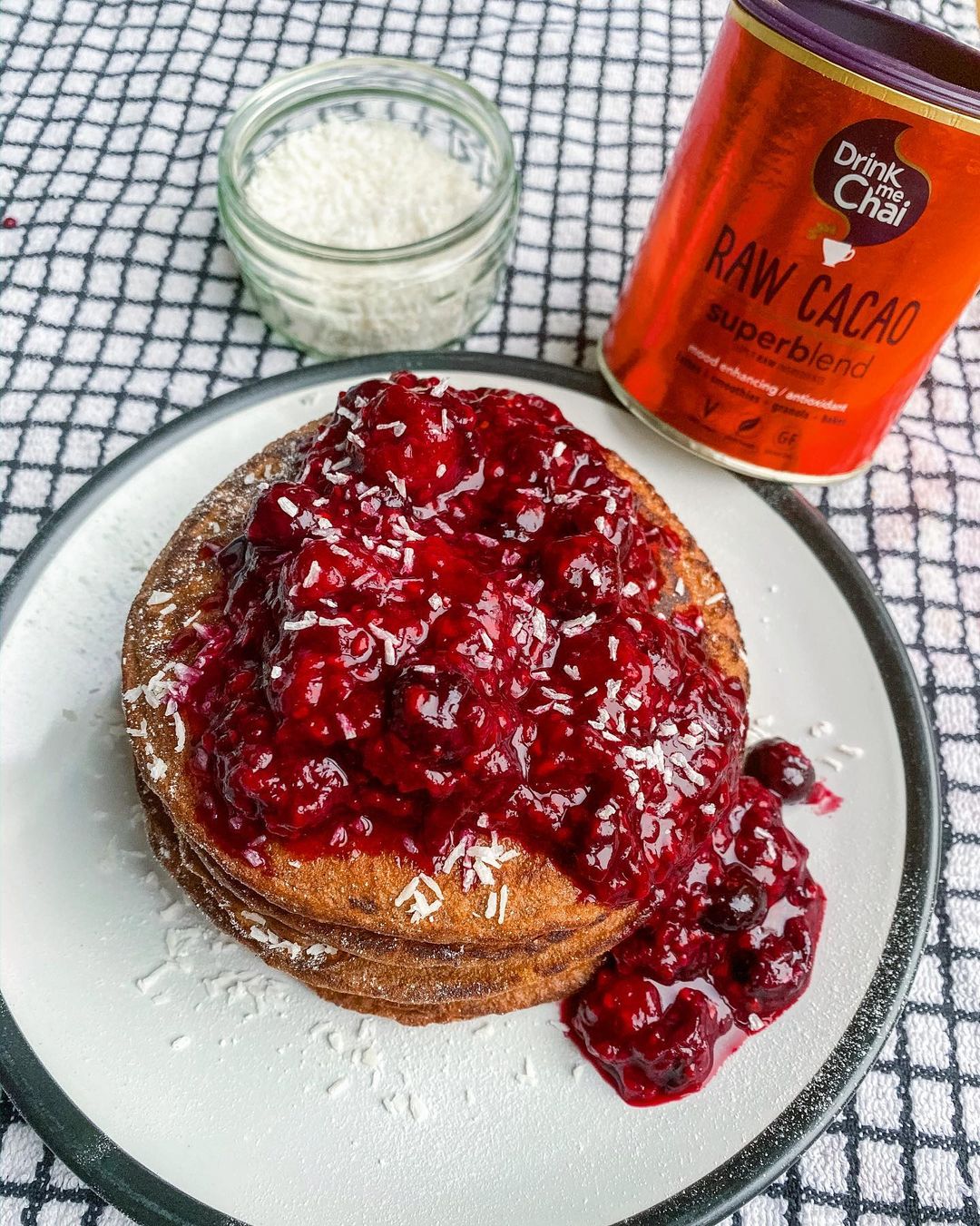 Healthy Vanilla Oats Chocolate Pancakes with Berries