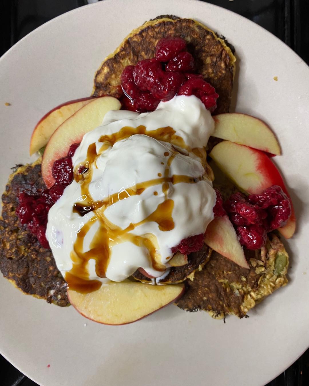 Simple Banana and Oat Pancakes
