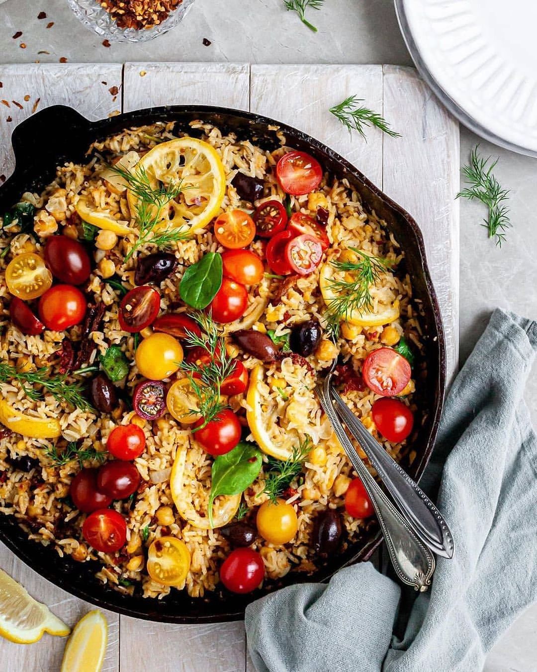 One-Skillet Baked Greek Lemon Chickpeas and Rice