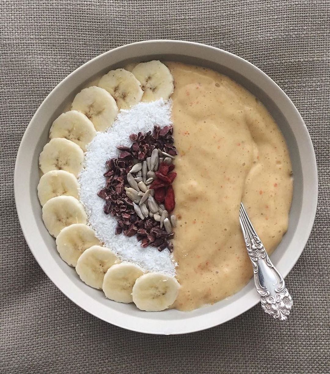 Persimmon Smoothie Bowl