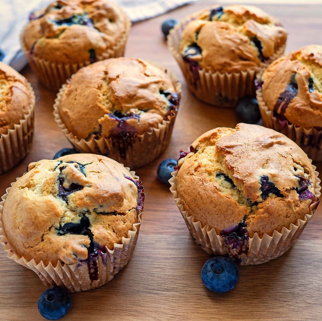Fluffiest Vegan Blueberry Muffins