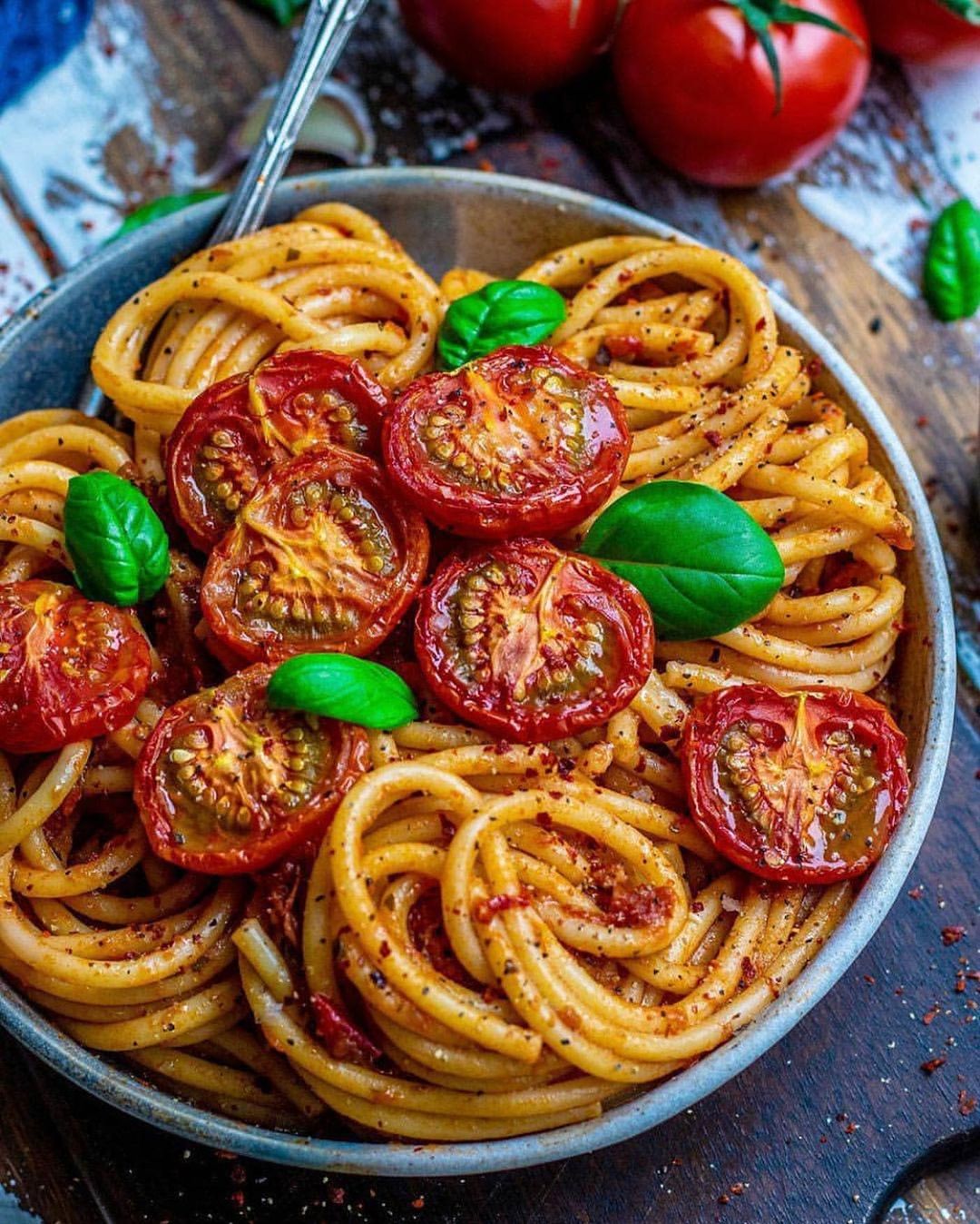 Simple Tomato Pasta with Slow Roasted Tomatoes