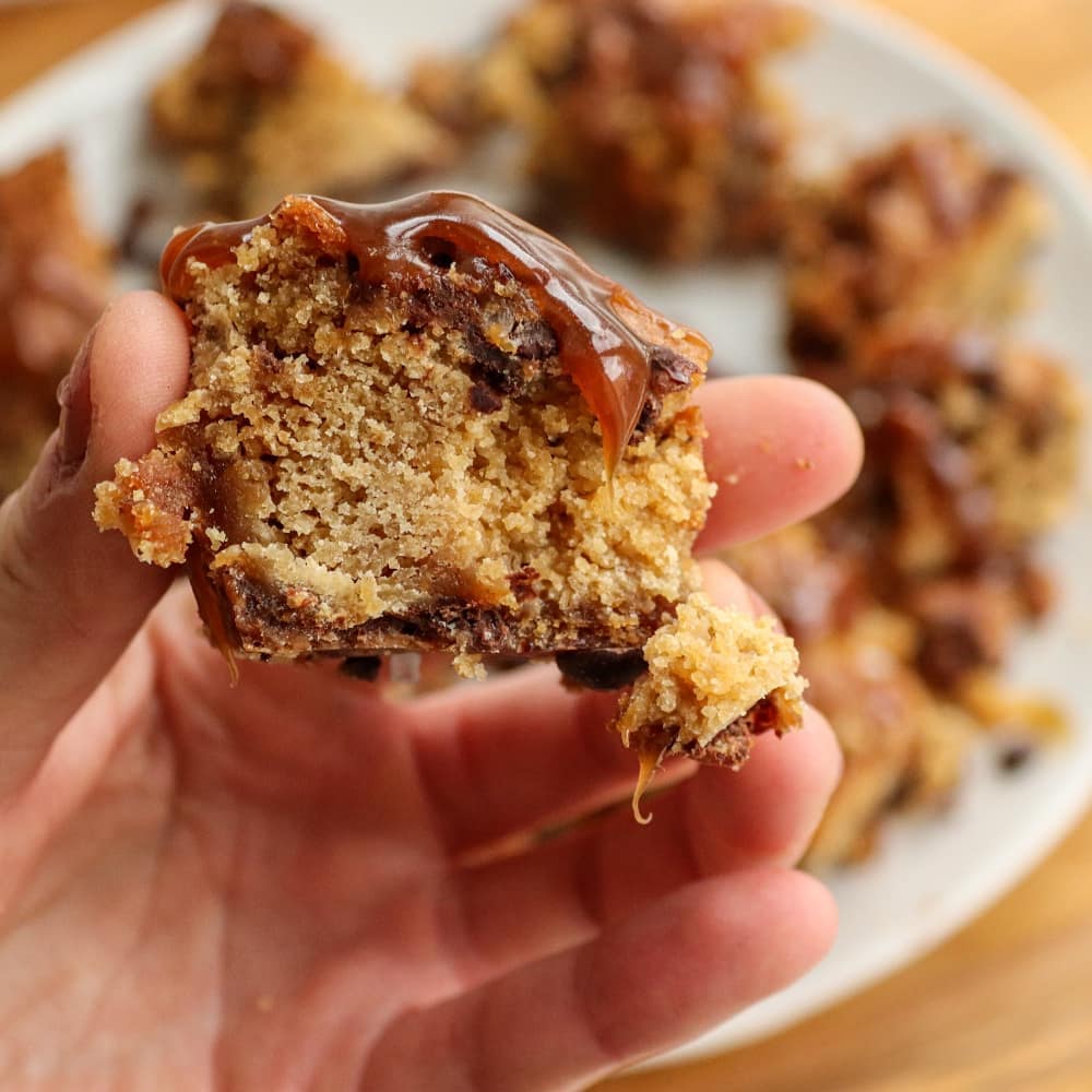 Salted Caramel Cookie Bars