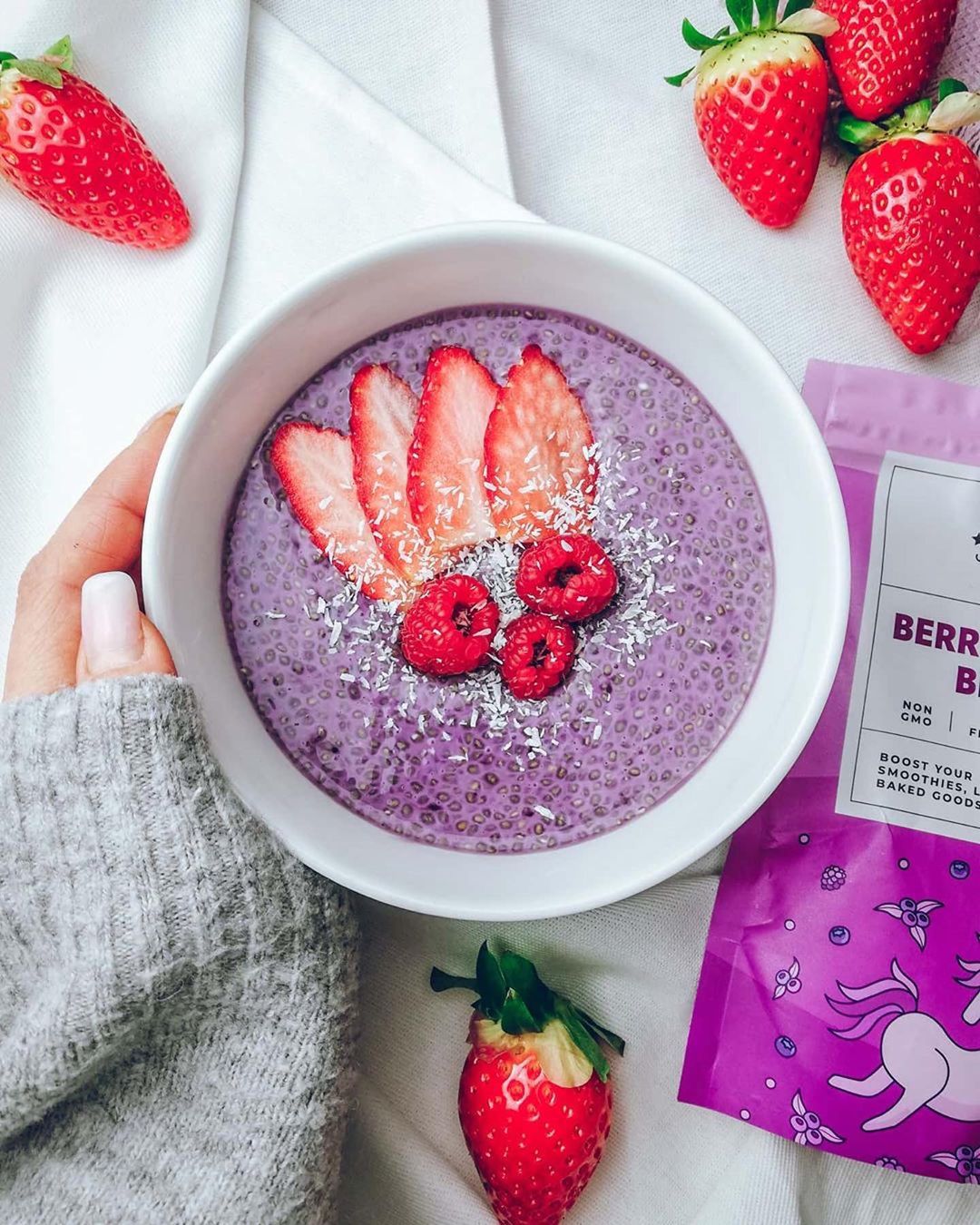 Easy Berrylicious Chia Pudding