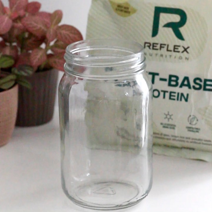 Vegan Vanilla Protein Milkshake
