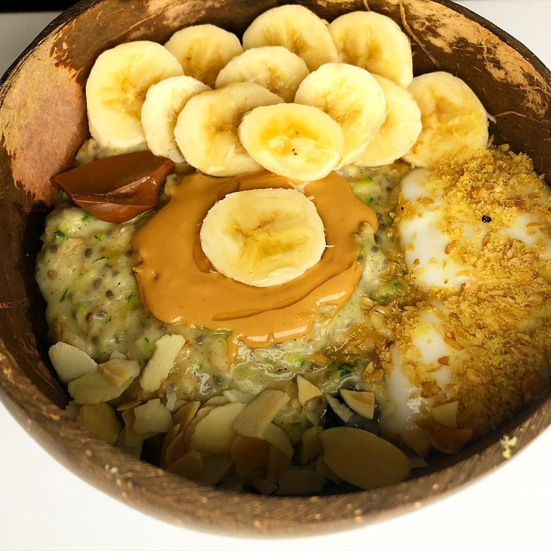 Overnight Oats with Assorted Toppings