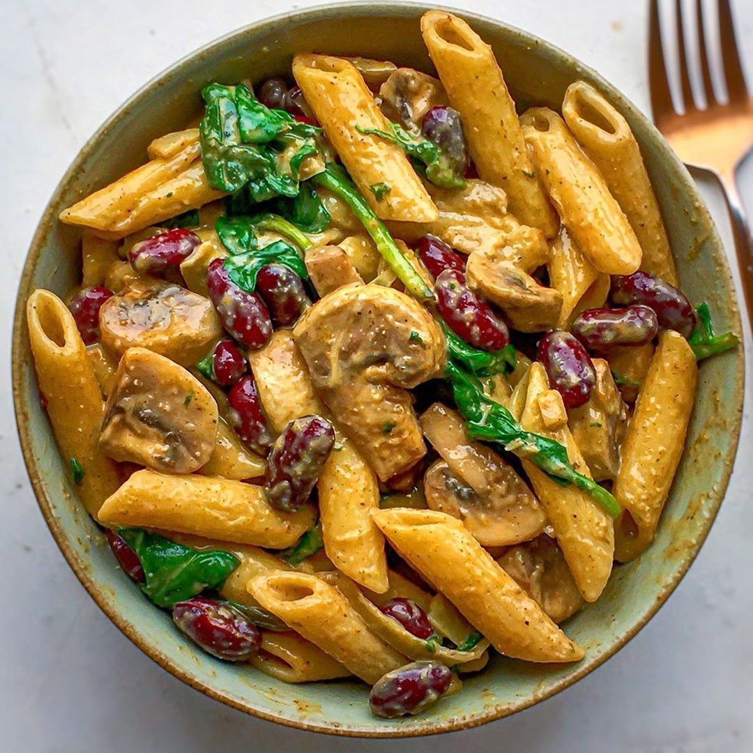 Easy Creamy Curry Pasta