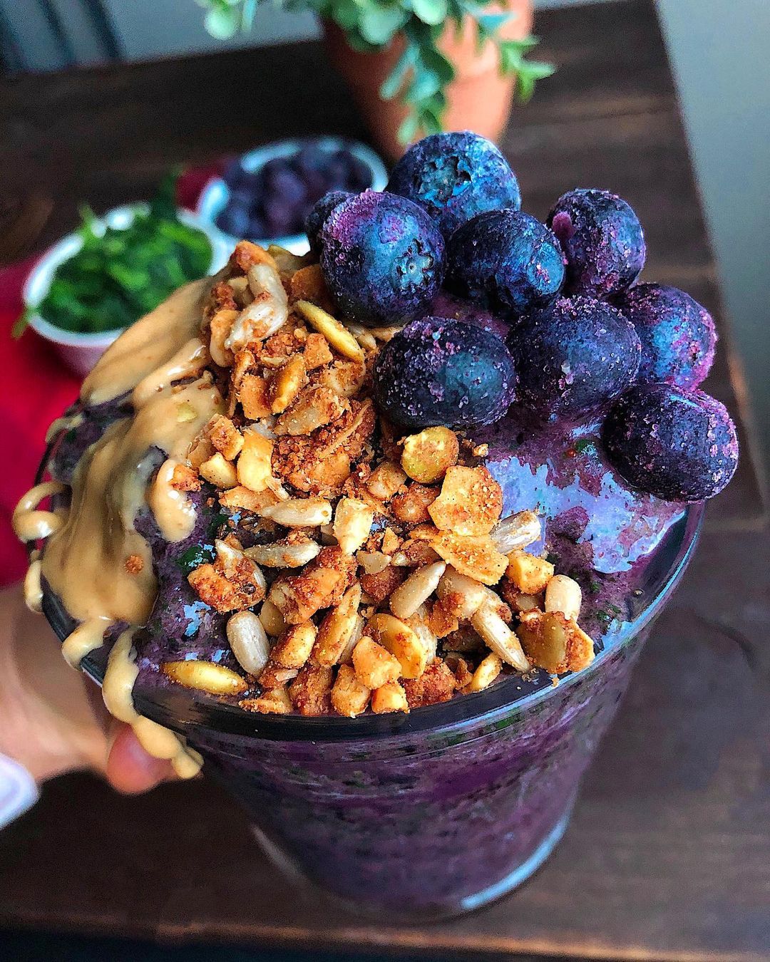Easy Blueberry Smoothie with Spinach and Protein