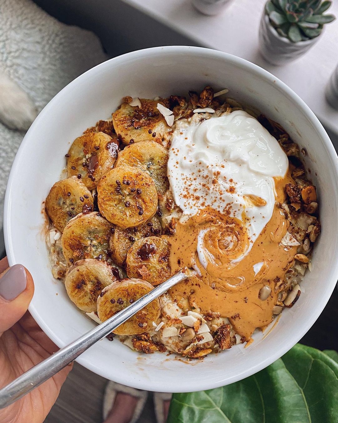 Peanut Butter Caramelized Banana Overnight Oats