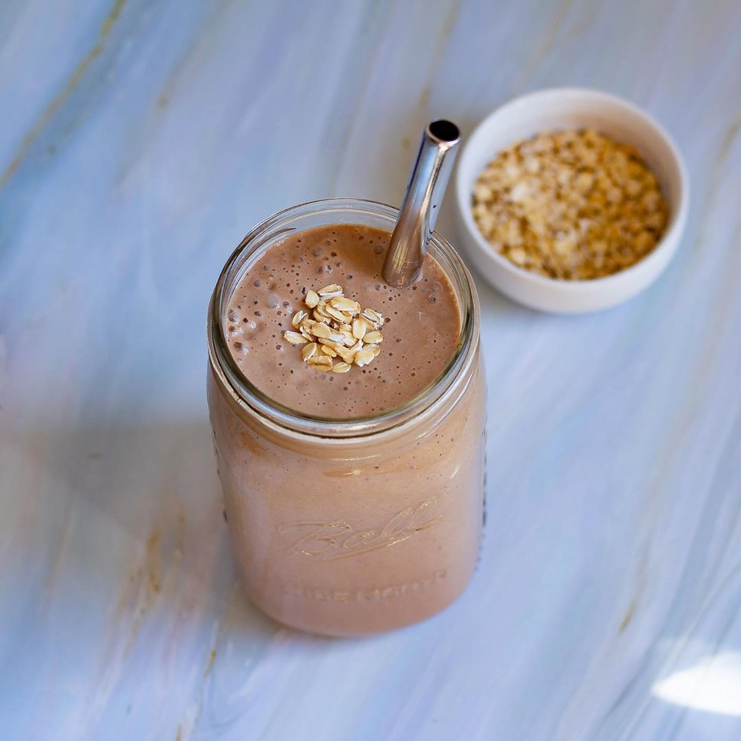Chocolate Banana Oatmeal Smoothie