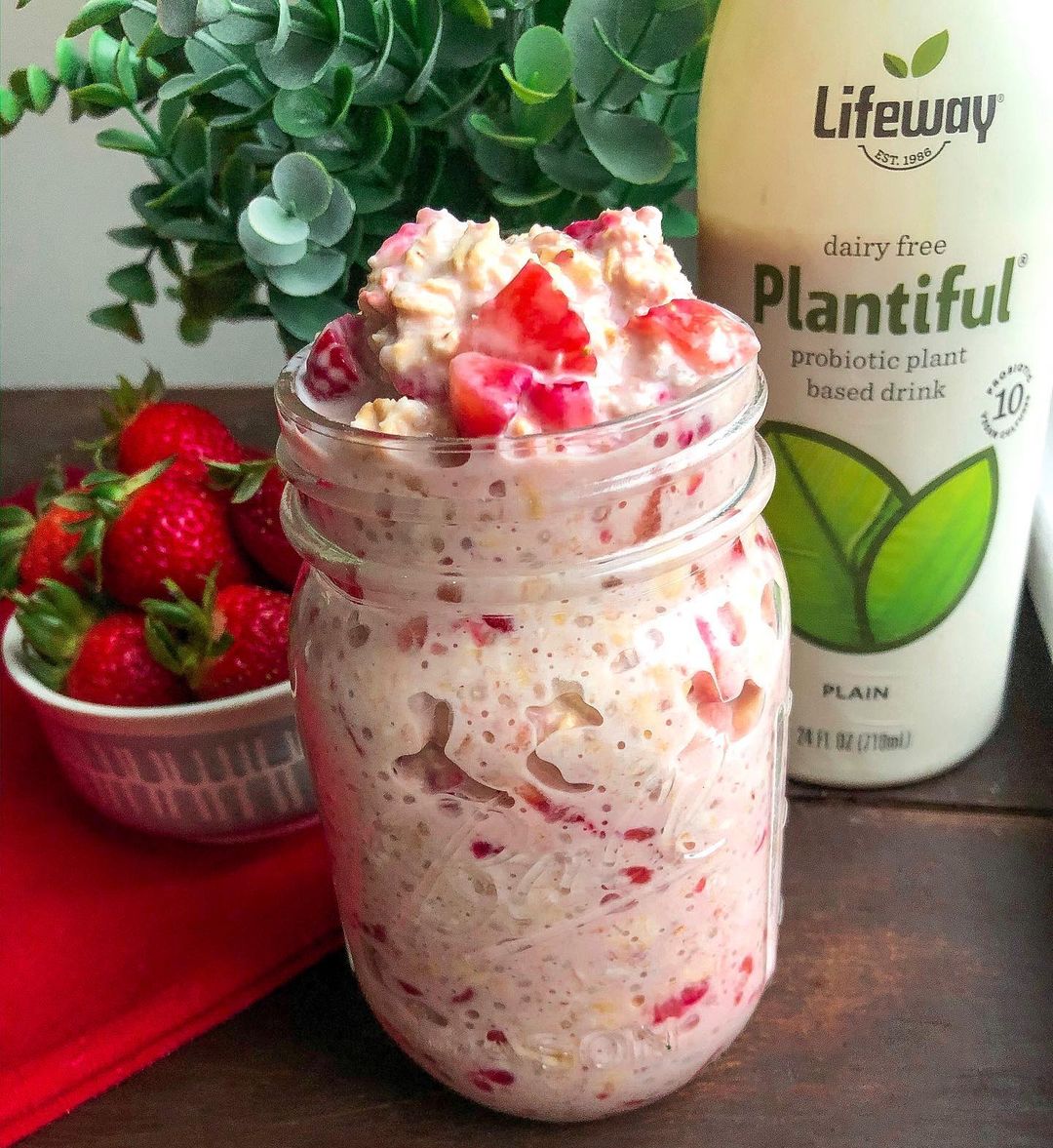 Plant-Based Overnight Strawberry Oats