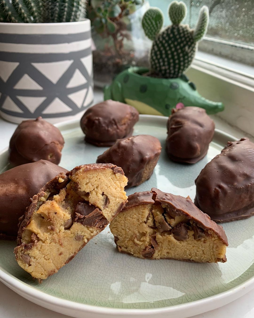 Vegan Cookie Dough Stufed Easter Eggs