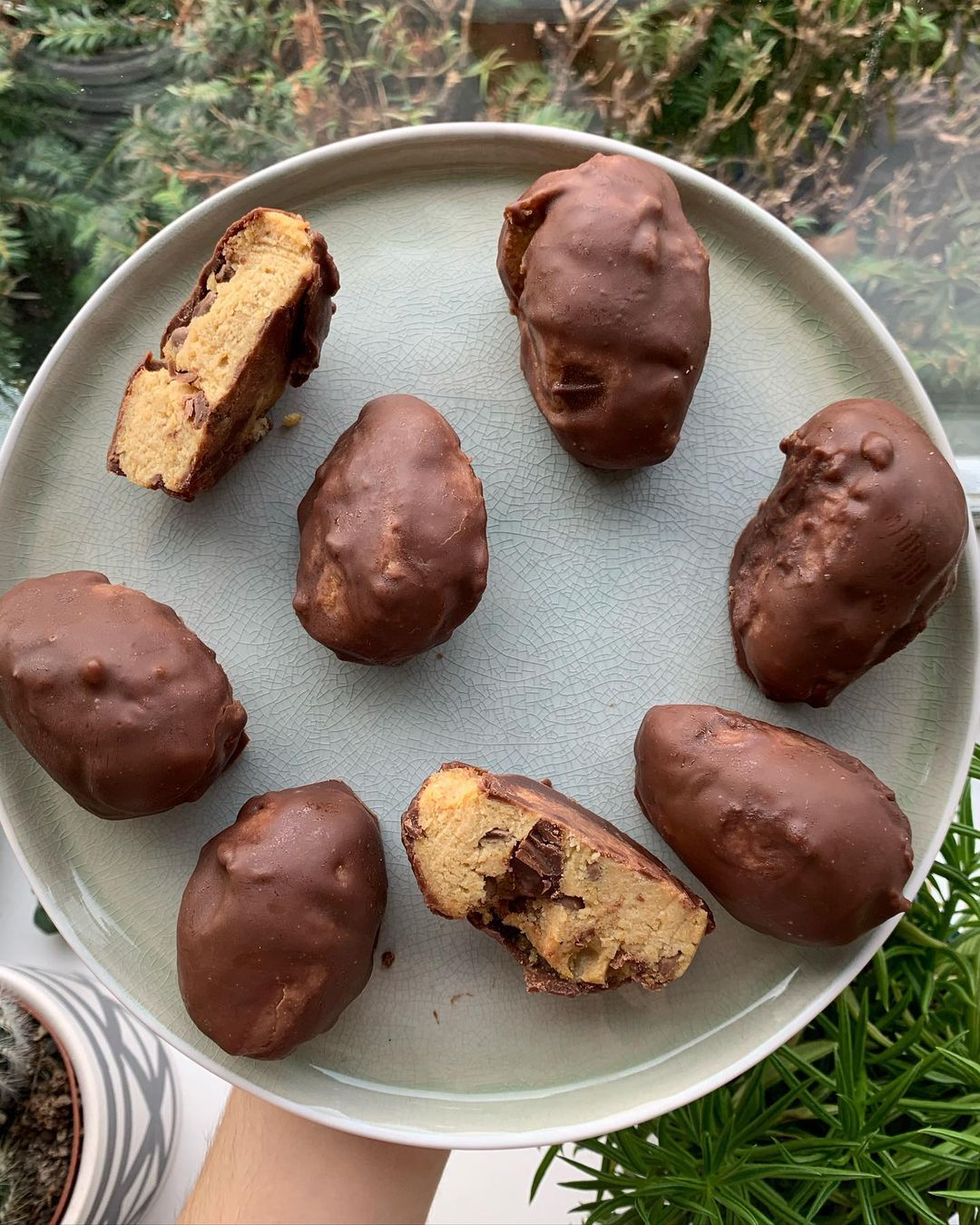 Vegan Cookie Dough Stufed Easter Eggs