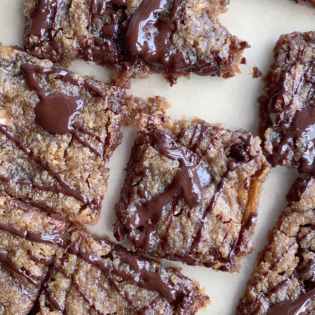 Chocolate Chip Sea Salt Cookie Bars