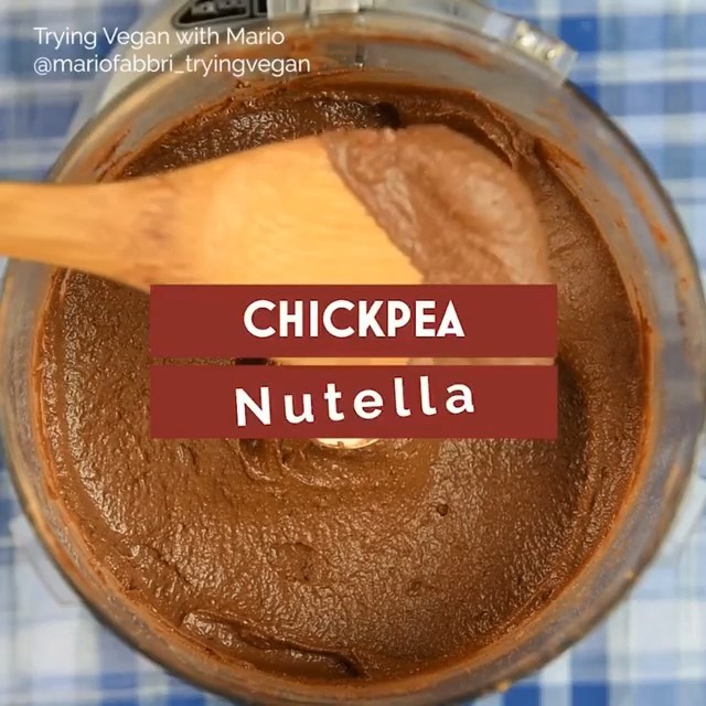 Simple Vegan Chickpea Nutella Blend
