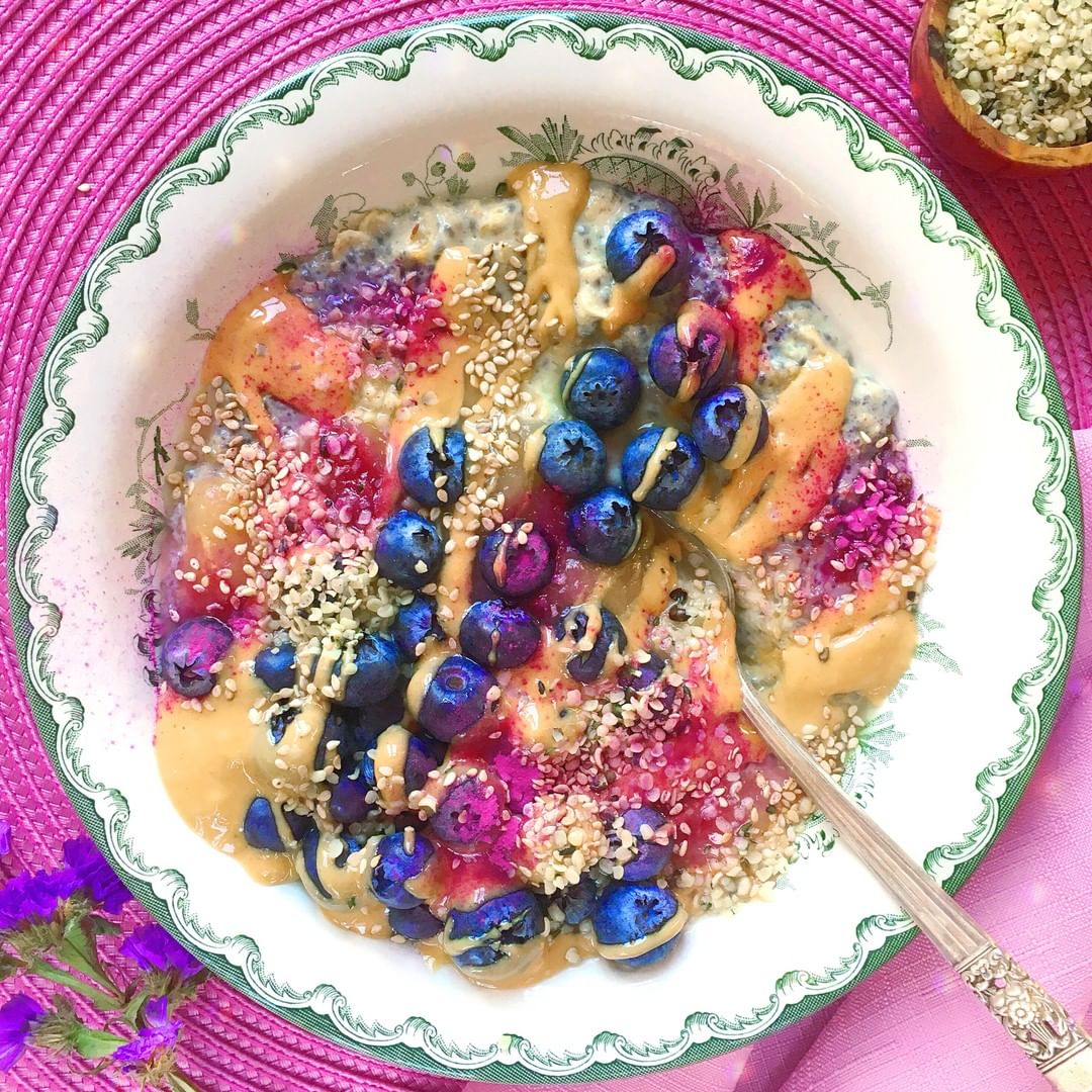 Chia Blueberry Oats with Pink Magic Dust