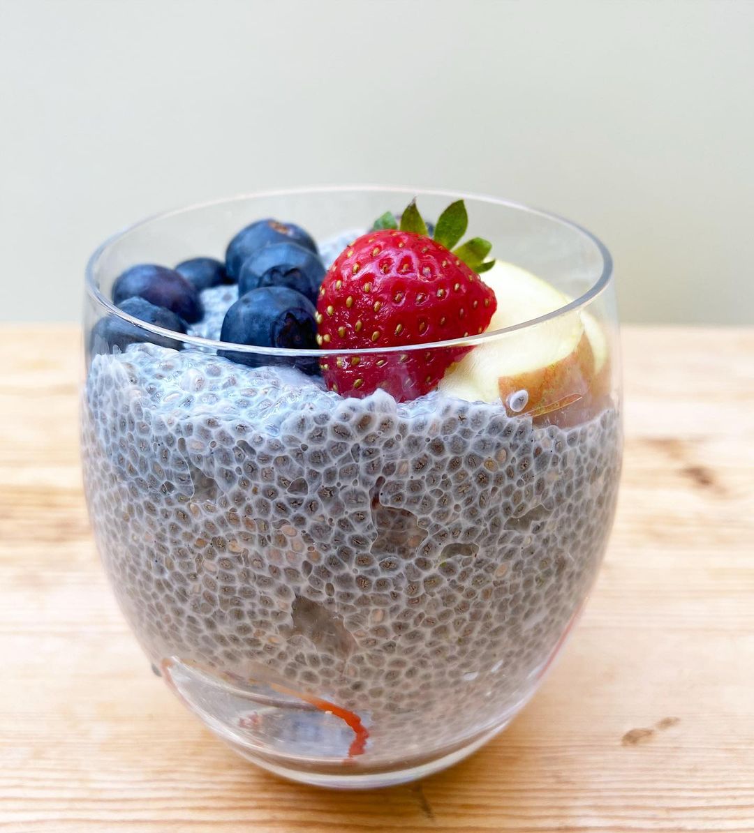 Vanilla Chia Breakfast Pudding
