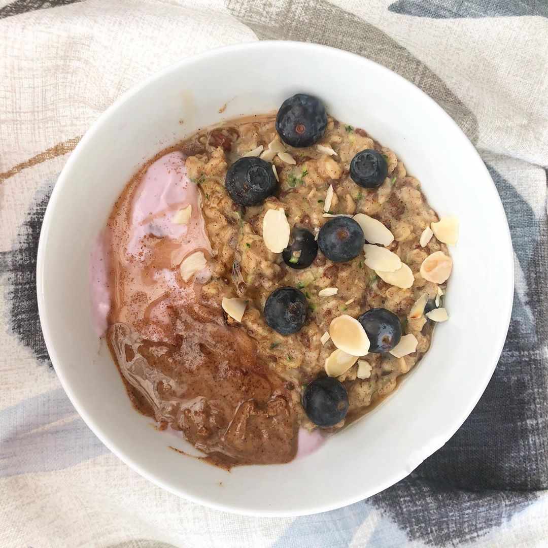 Cinnamon Roll Blueberry Muffin Oats