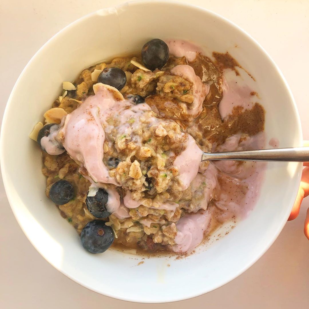 Cinnamon Roll Blueberry Muffin Oats