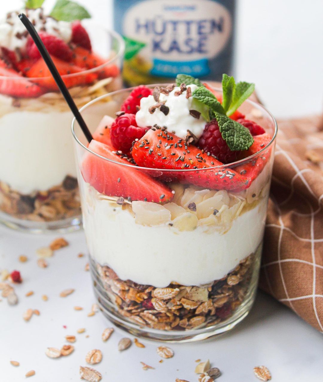 Easy and Delicious Breakfast Parfait