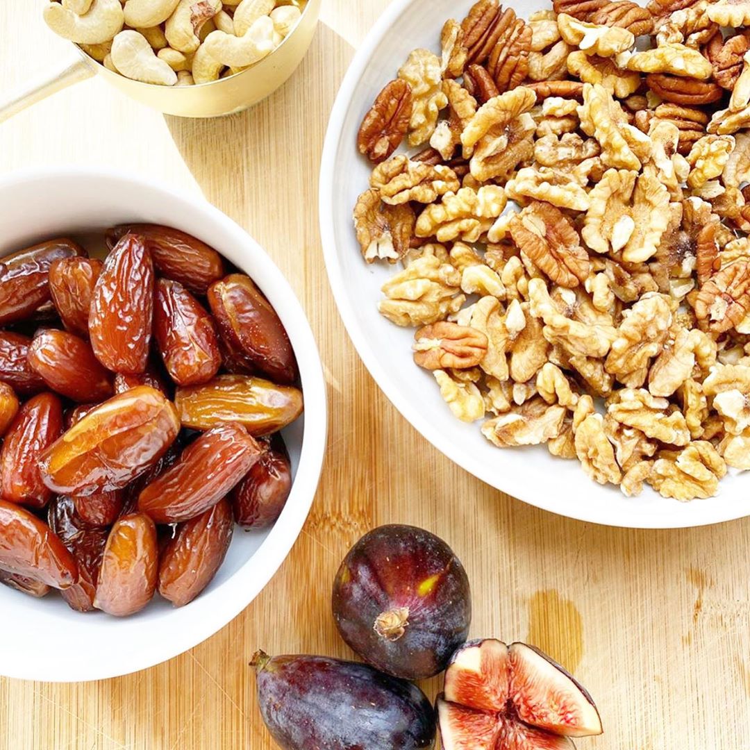 No-Bake Cheesecake with Walnuts, Figs, and Dates