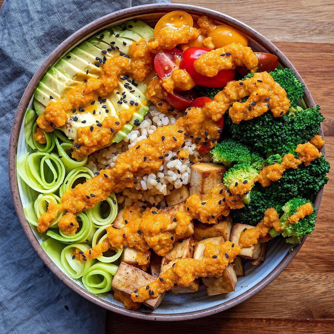 Garlicky Tofu Veggie Bowl