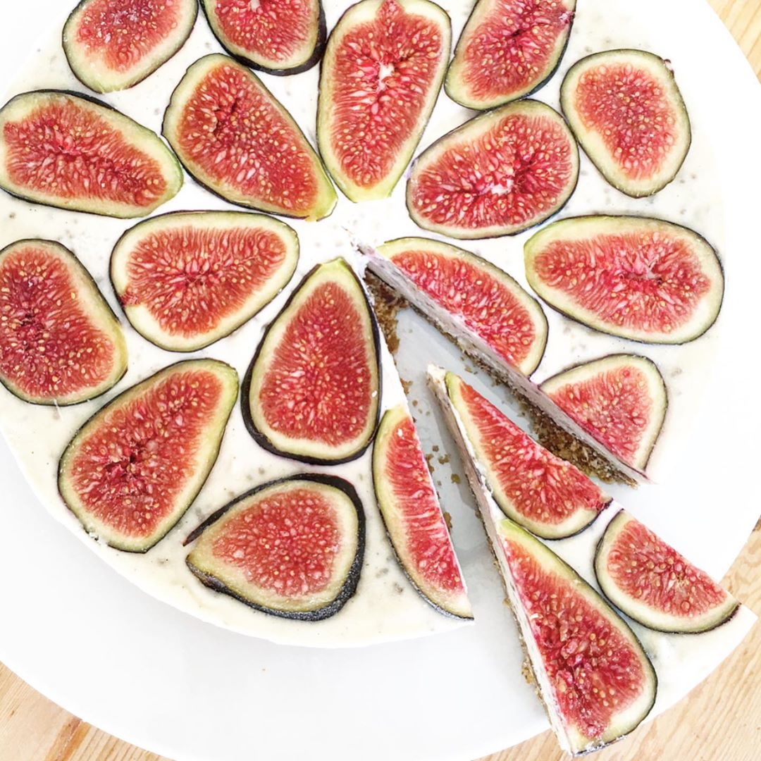 No-Bake Cheesecake with Walnuts, Figs, and Dates