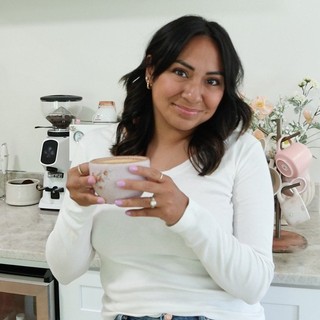 Alex Mojica | Bring The Coffee Vibes Home