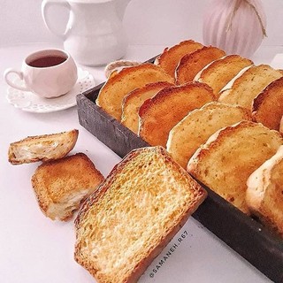 نان_با_اساتید  .bread